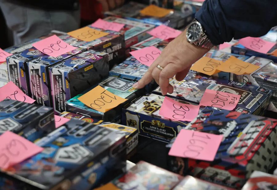 Topps Experiments with Unsealed Boxes — Removing Factory Seals to Combat Flippers